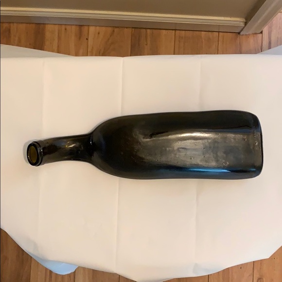 Handmade Amber Wine Bottle Spoon Rest - Picture 2 of 2